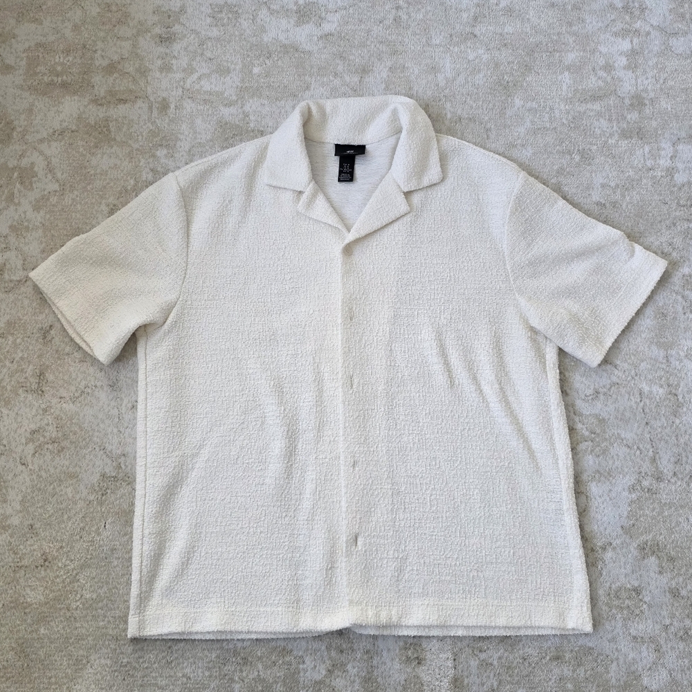 H&M Cream Textured Short Sleeve Shirt